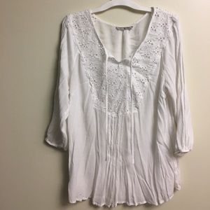 white airy spring blouse Tu
